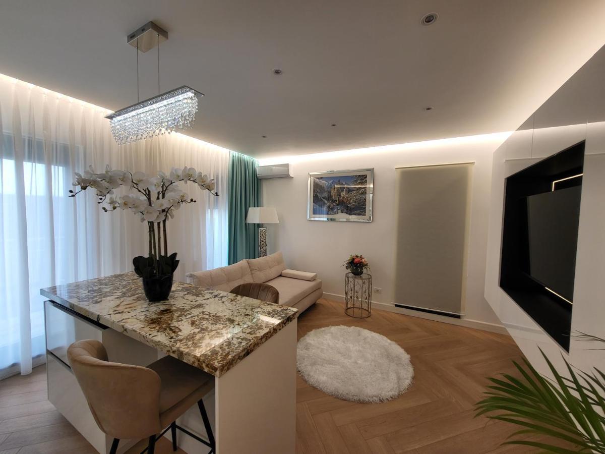Grozavesti Luxury Apartment With 2 Rooms Bucarest Exterior foto